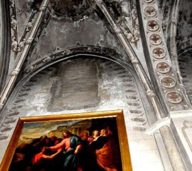 Auvergne-Rhône-Alpes-Nef-Eglise-Saint-Hugues