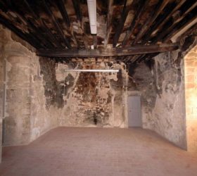 Paca Valréas Château de Simiane-la-rotonde