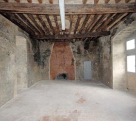Paca Valréas Château de Simiane-la-rotonde